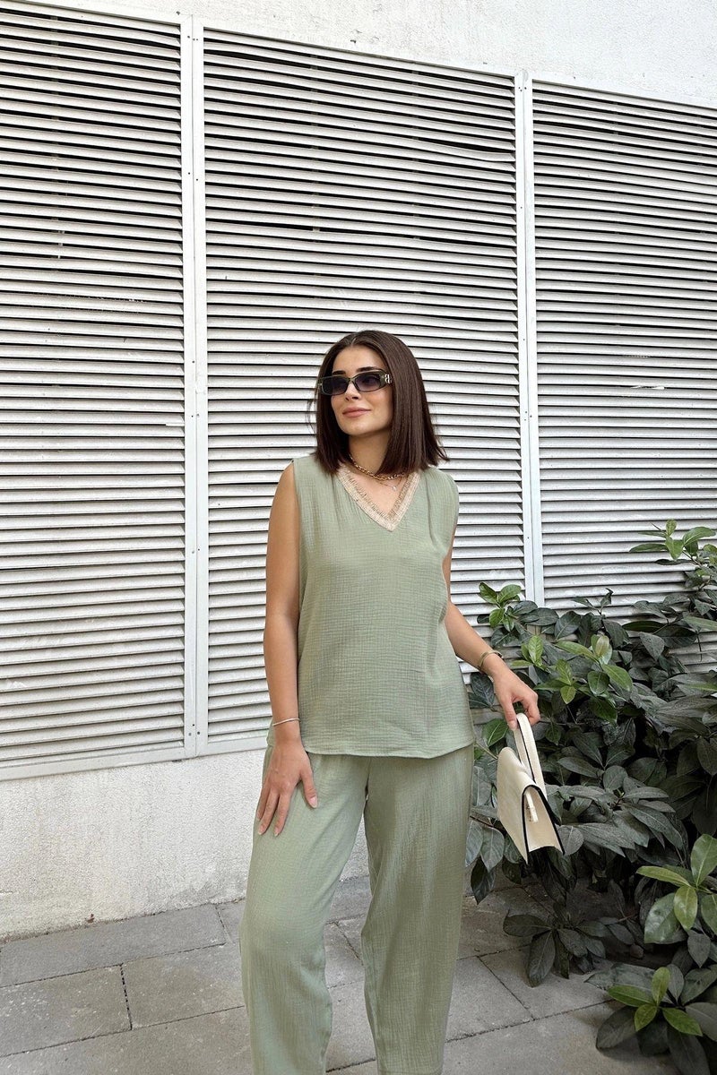 Weshaya Blouse Women Khaki - Image 4