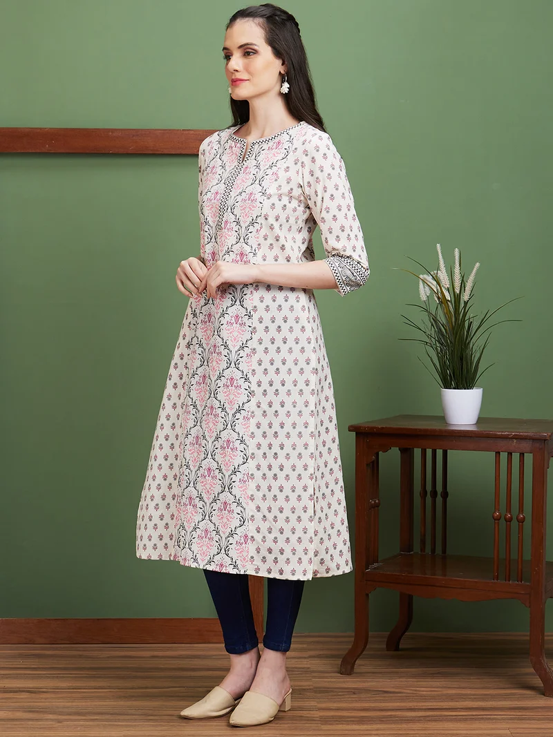 globus Women Ethnic Motifs Printed Straight Kurta