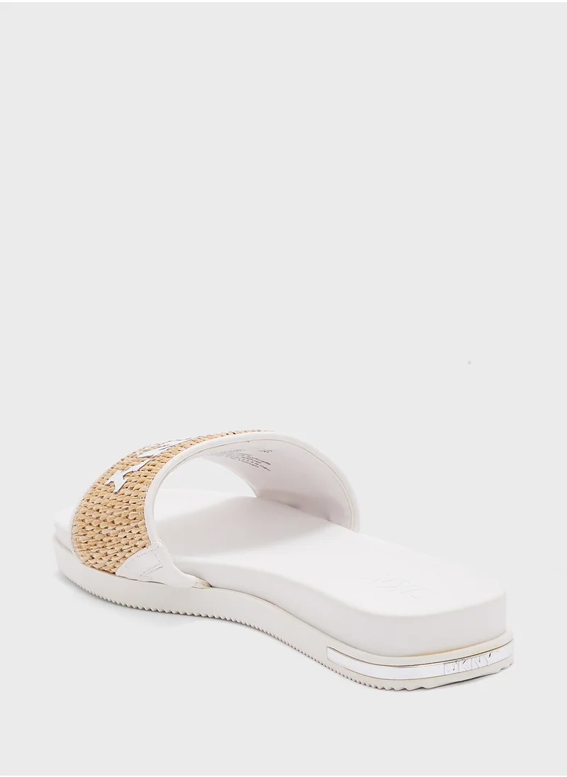 دكني Joa Flat Slide Sandals