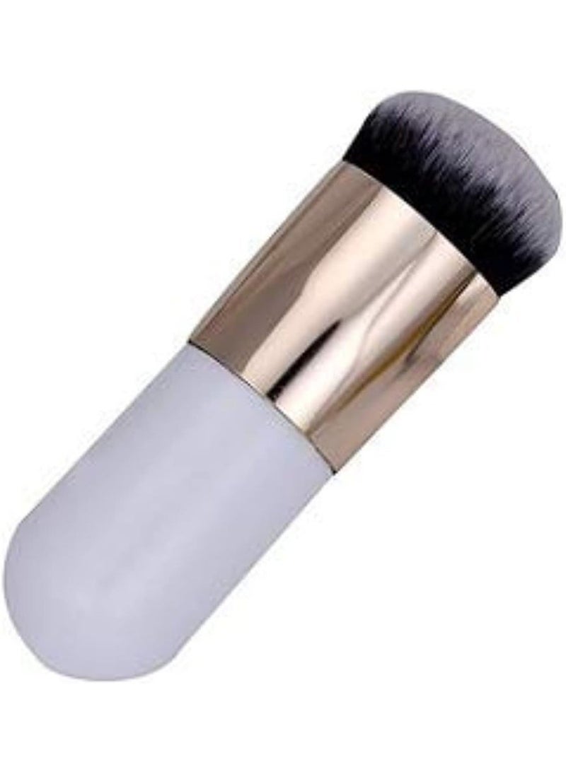 ROSE BERRY The complete 3-in-1 Rose Berry liquid blush set: long-lasting, natural-looking peachy cheeks; liquid highlighter with a sun-kissed glow; and a 4-piece beauty blender set including a fluffy brush. - Image 3