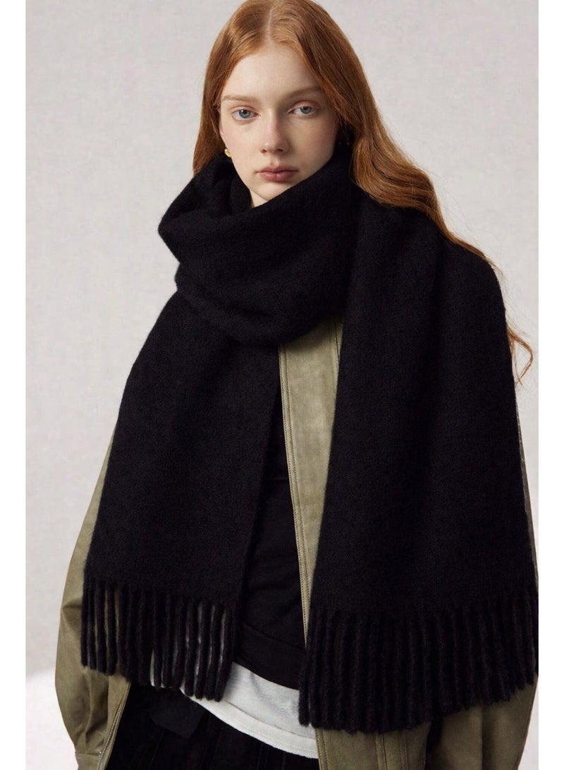 شال شتوي نسائي فاخر بتصميم مخطط شال شتوي مصنوع من  قماش كشميري ناعم ودافئ يضيف لمسة ناعمه وفاخره لإطلالتك الشتوية. - Image 1