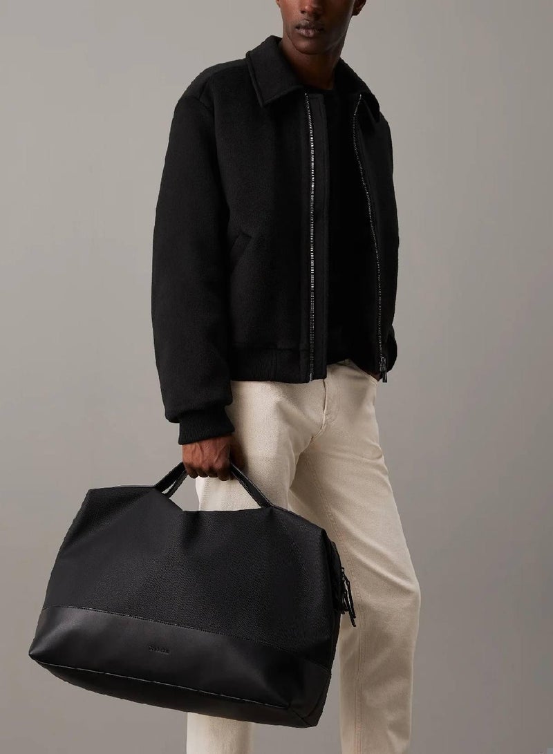 كالفن كلاين حقيبة عطلة نهاية الأسبوع - Image 5