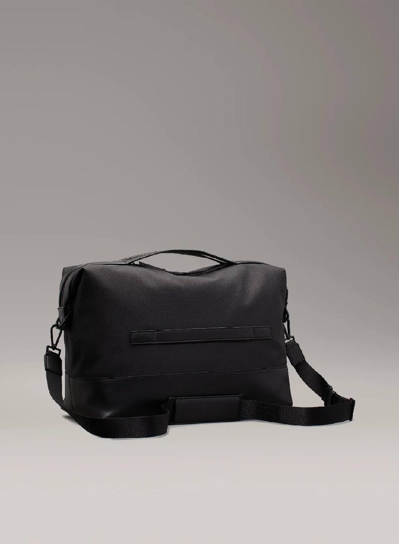 كالفن كلاين حقيبة عطلة نهاية الأسبوع - Image 2