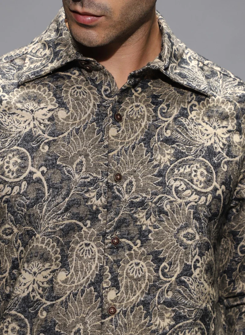 Campus Sutra Men's Navy Blue Paisley-Galleria Shirt For Casual Wear | Spread Collar | Long Cuffed Sleeves | Button Closure | Shirt Shirt Crafted With Comfort Fit For Everyday Wear