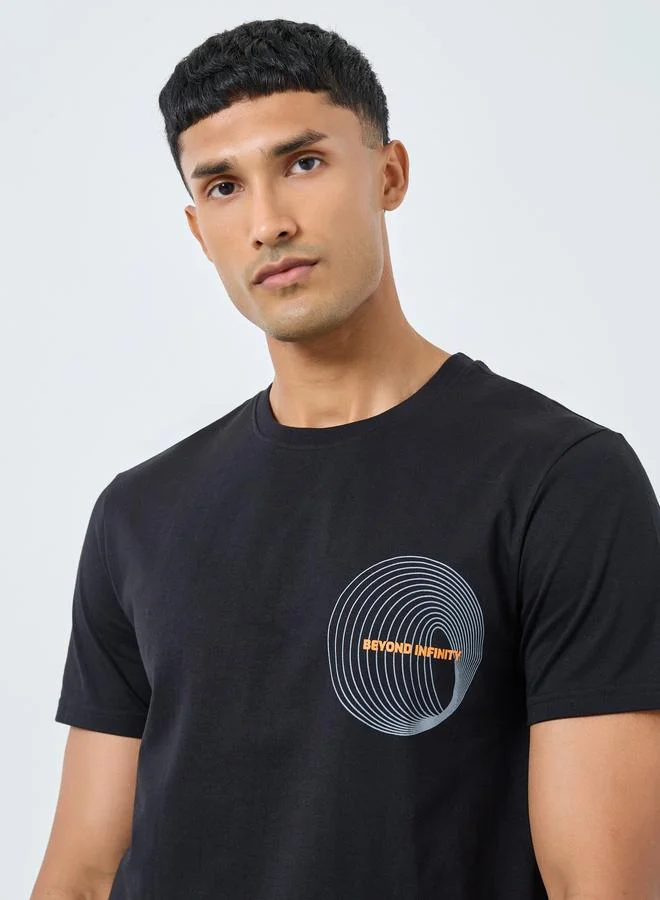 Styli Styli Men Black Graphic Print Crew Neck T-Shirt