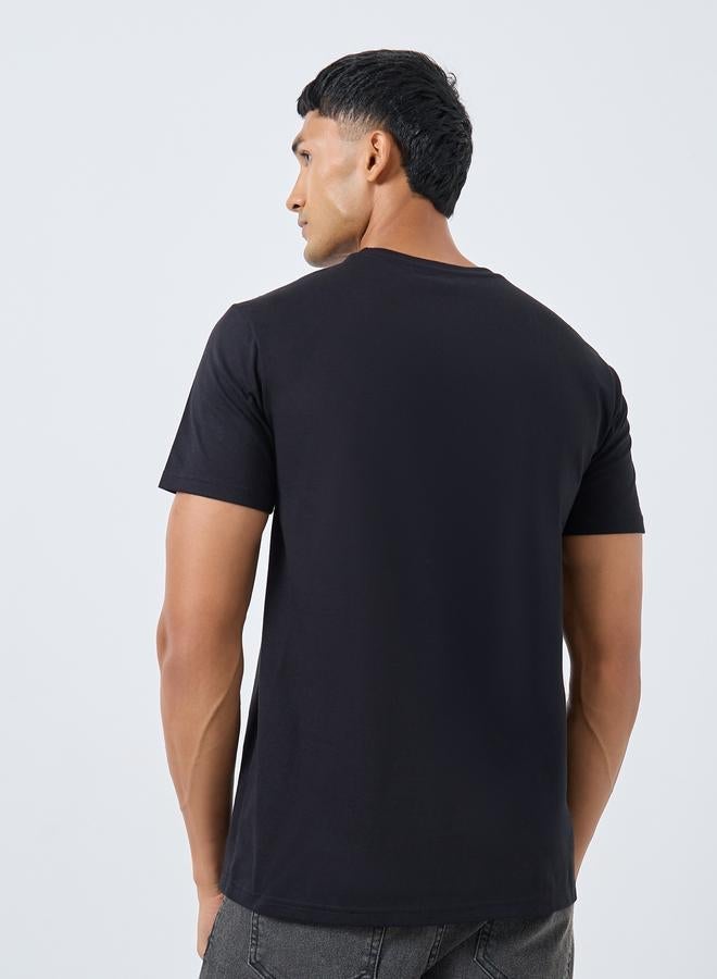 Styli Men Black Graphic Print Crew Neck T-Shirt - Image 5