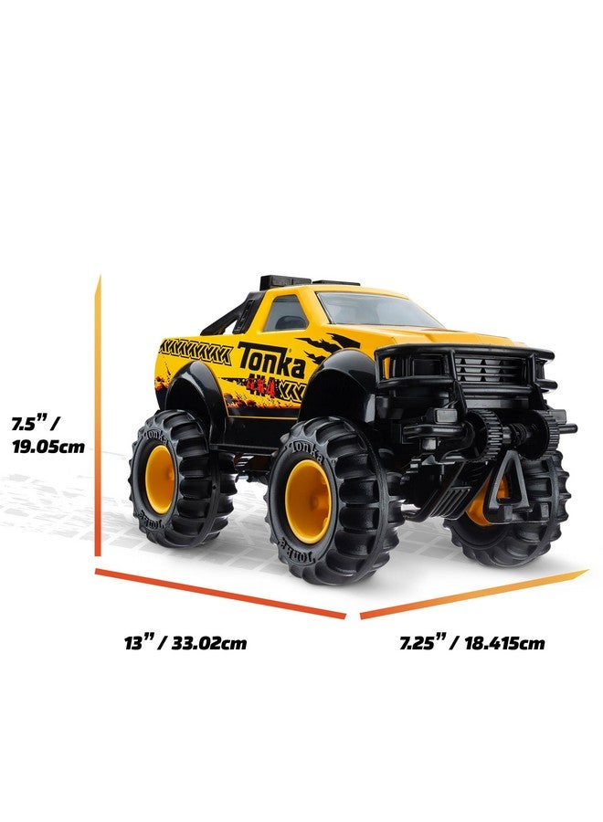 TONKA شاحنة بيك أب 4x4 من تونكا ستيل كلاسيكس - مصنوعة من الفولاذ والبلاستيك المتين، شاحنة بناء صفراء، للأولاد والبنات، الأطفال، الصغار، أعمار 3 سنوات فما فوق - Image 5