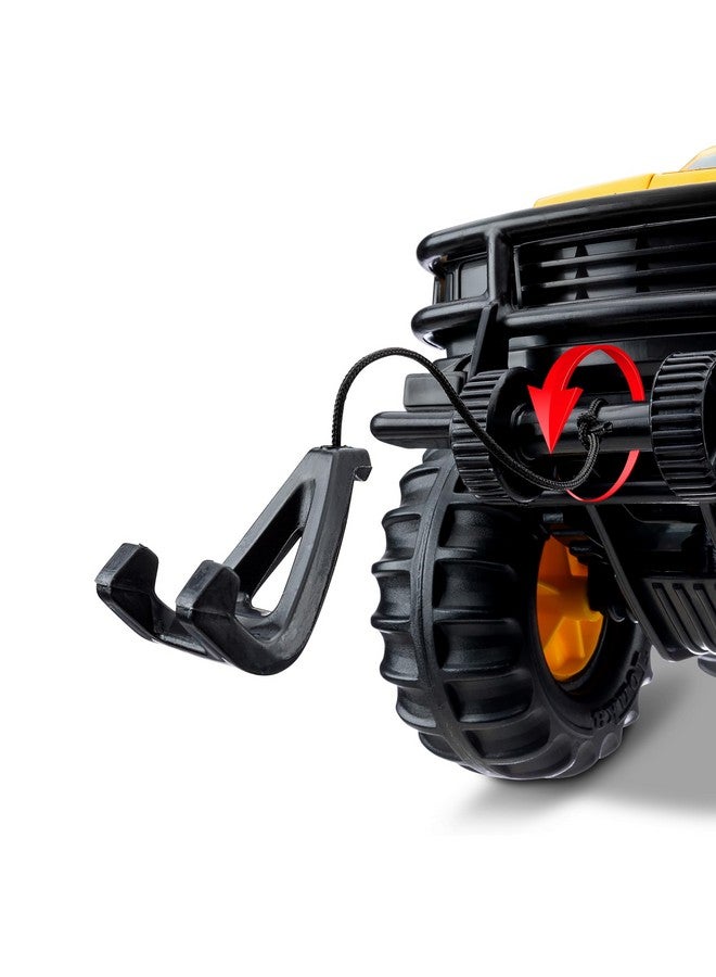 TONKA شاحنة بيك أب 4x4 من تونكا ستيل كلاسيكس - مصنوعة من الفولاذ والبلاستيك المتين، شاحنة بناء صفراء، للأولاد والبنات، الأطفال، الصغار، أعمار 3 سنوات فما فوق - Image 4