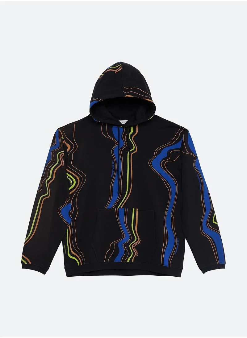 ليس بنجامنز HOODIE 012