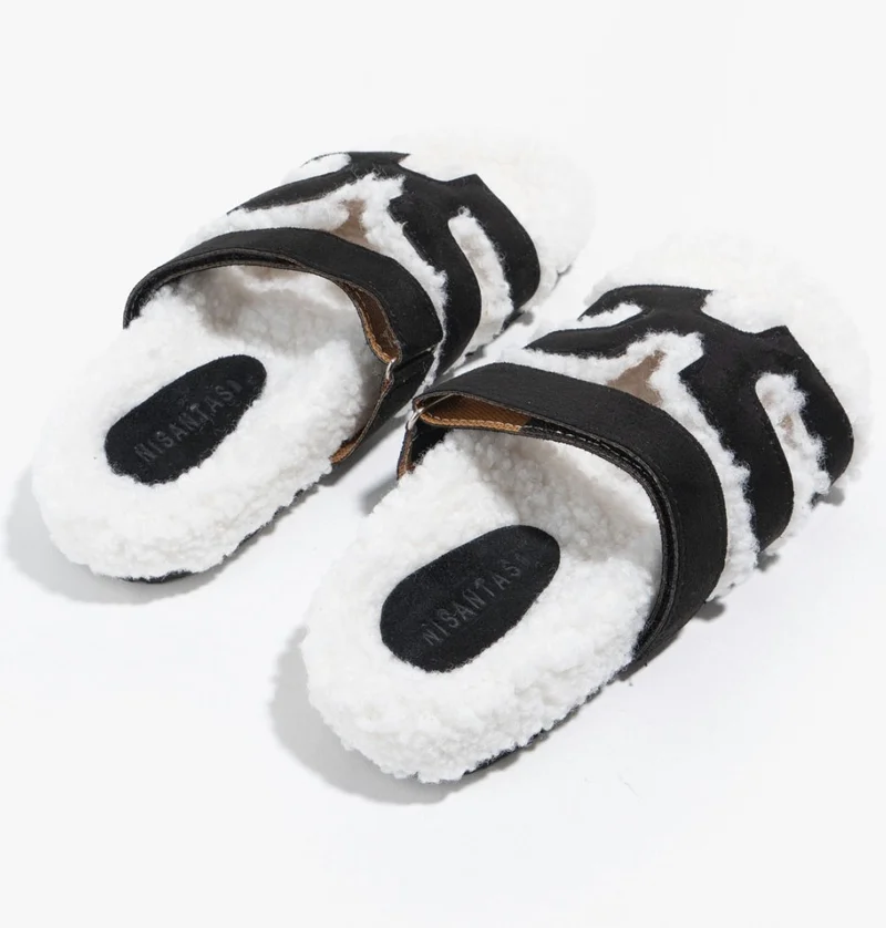 Nişantaşı Shoes Pretty Black Suede Hairy Flat Sole Women's Slippers
