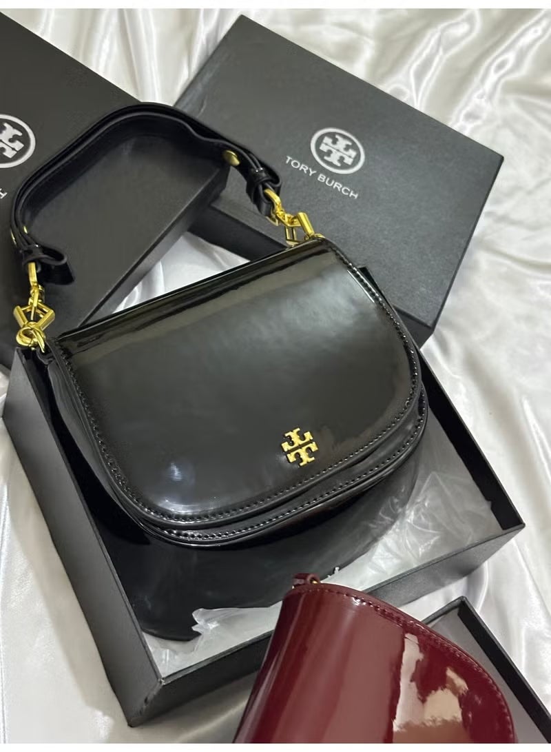 Elegant and simple women's bag