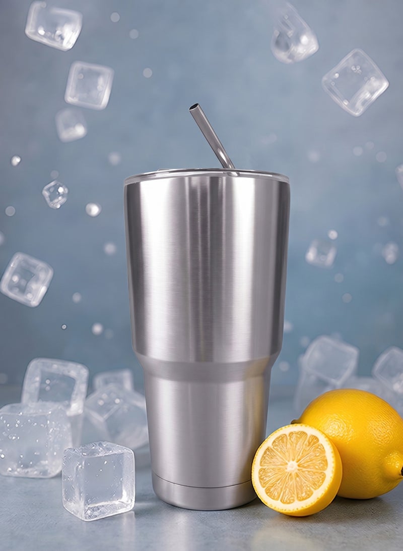 Extra-large 900ml stainless steel vacuum insulated mug with lid and straw, suitable for water, iced tea, or coffee. Dimensions: 10 x 20.5 x 7 cm. - Image 1