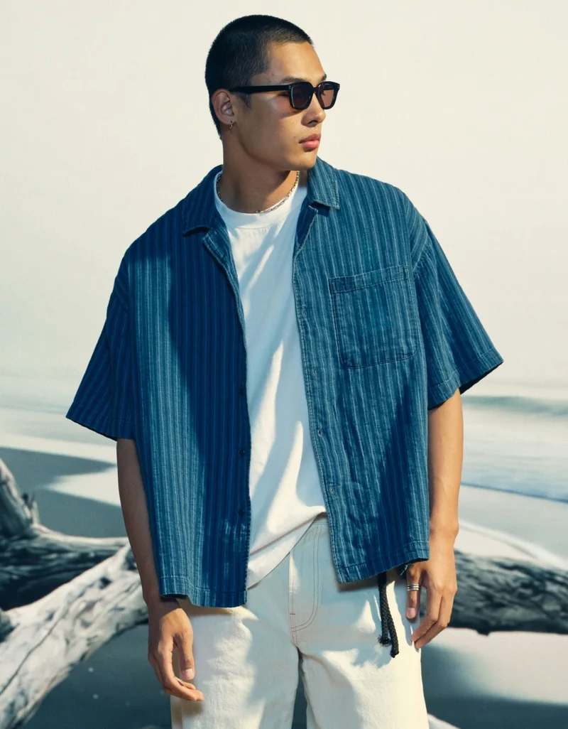 American Eagle  AE Relaxed Fit Short Sleeve Camp Collar Shirt for Men | Best Price UAE