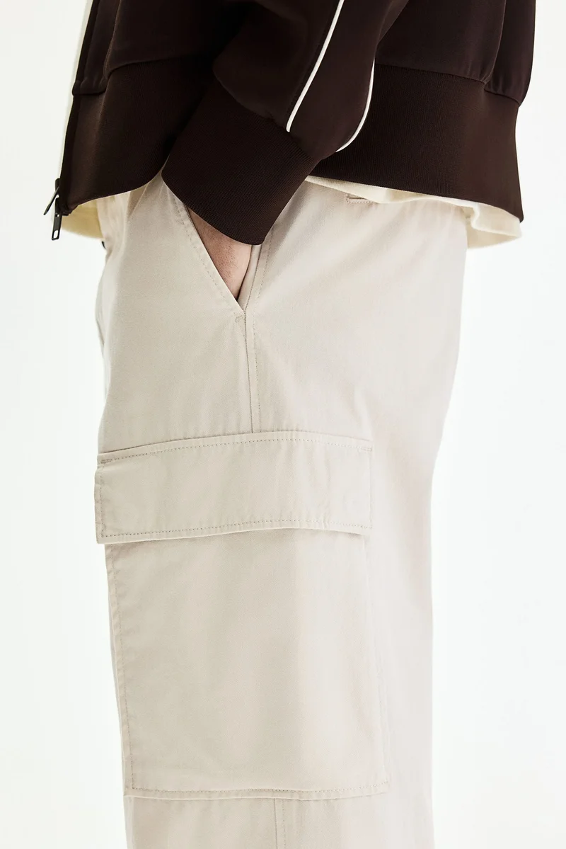 H&M  Relaxed Fit Cotton cargo trousers for Men | Best Price UAE