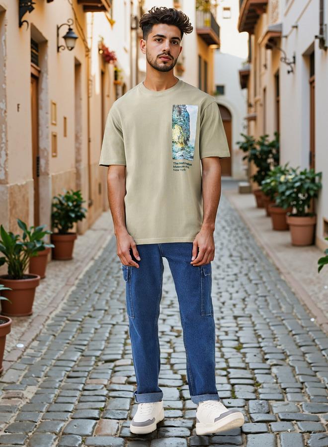 اس بي كاركترز تيشيرت بطباعة جرافيك بياقة دائرية وأكمام قصيرة - Image 2