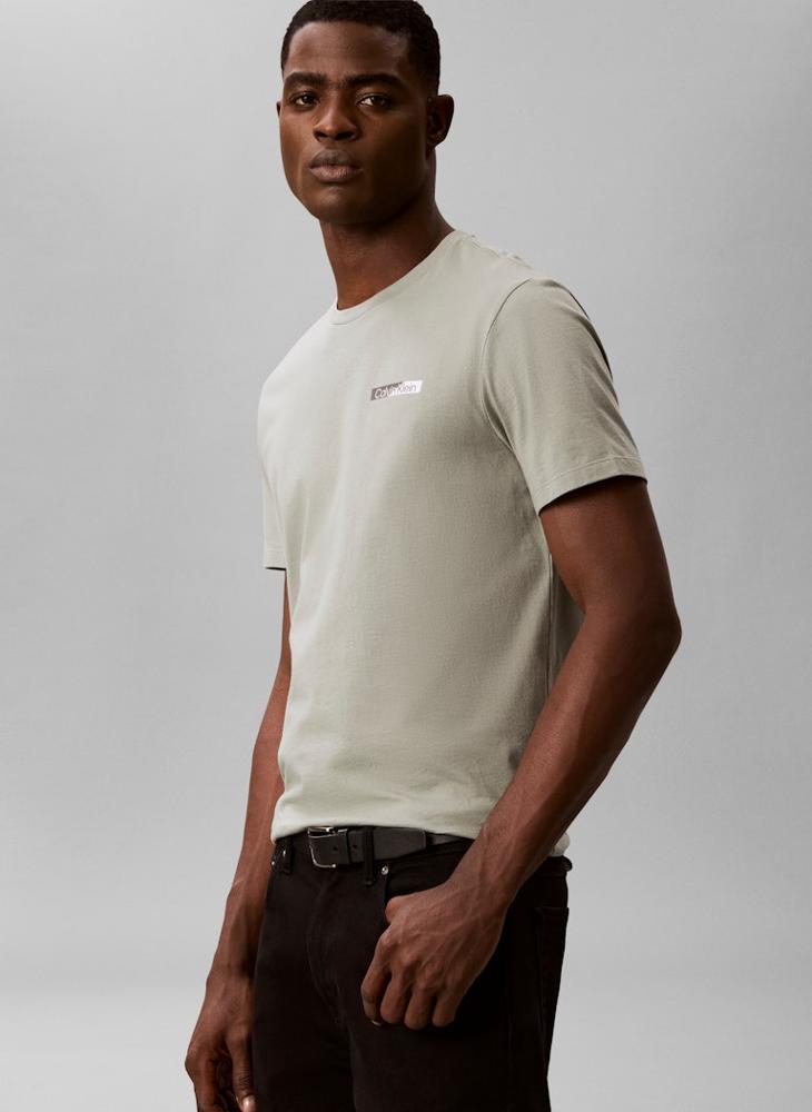 CALVIN KLEIN Split Graphic Logo T-Shirt - Image 5