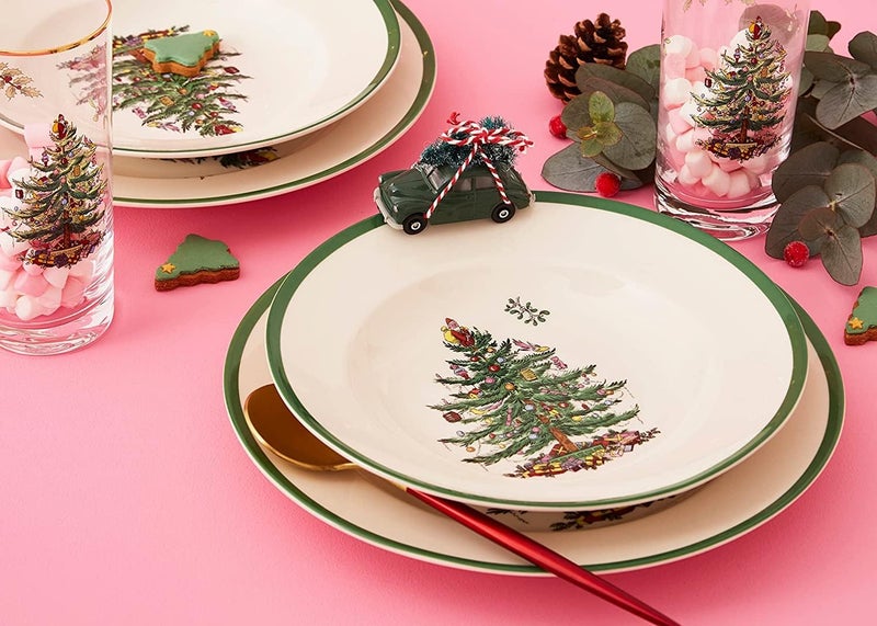 Spode Christmas Tree 9Inch Luncheon Plate Set of 4  Porcelain Dinner  Appetizer Plate HolidayThemed Serving Plate Microwave  Dishwasher Safe Festive Collectible Seasonal Dining Plate - Image 3