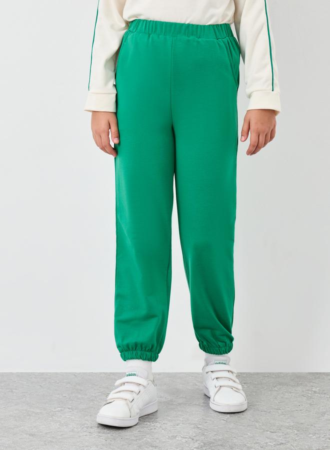 Styli Girls New York Graphic Sweatshirt and Joggers Set - Image 5