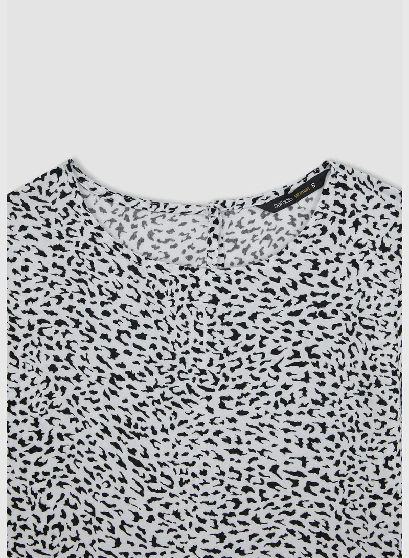 DeFacto Woman Round Collar Woven Short Sleeve Blouse