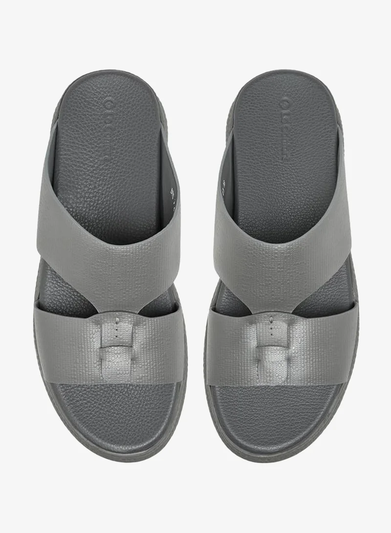 لو كونفورت صنادل رجالية مريحة بتفاصيل إبزيم - تشكيلة رمضان