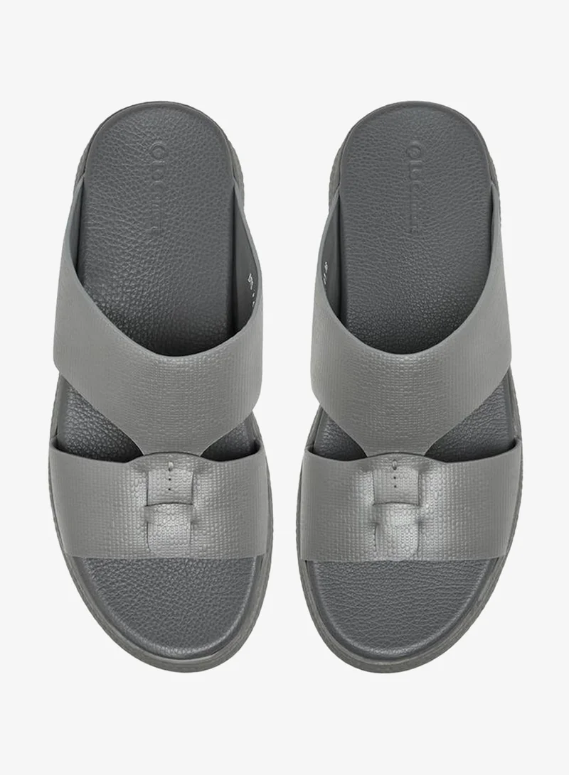 لو كونفورت صنادل رجالية مريحة بتفاصيل إبزيم - تشكيلة رمضان