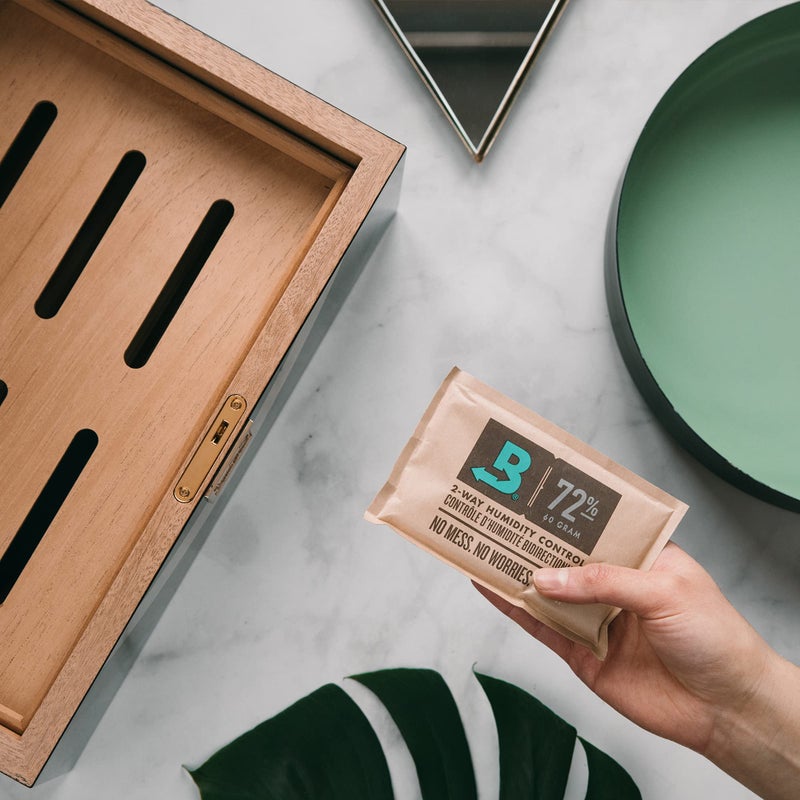 Boveda 72% Two-Way Humidity Control Packs For Wood Humidifier Boxes â€“ Size 60 â€“ 20 Pack â€“ Moisture Absorbers â€“ Humidifier Packs â€“ Hydration Packets in Resealable Bag - Image 2