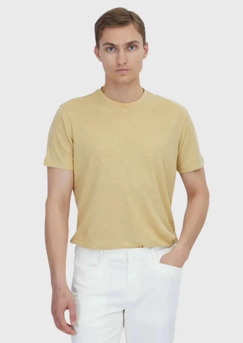 رامسي تيشيرت كتان سادة بلون الزعفران، بياقة دائرية، مصنوع من الكتان بنسبة 100%