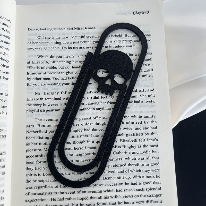 White Skull Bookmark Paperclip For Gothic Readers Creative Accessories - Image 1