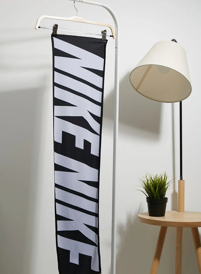 Nike Cooling Towel Muffler