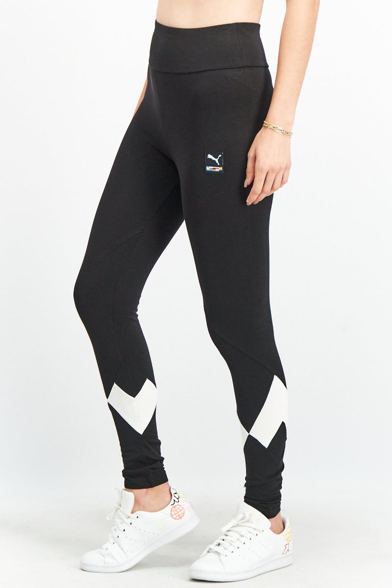 PUMA سراويل رياضية نسائية بتصميم لائق بشعار العلامة التجارية، عالية الخصر، سوداء - Image 3