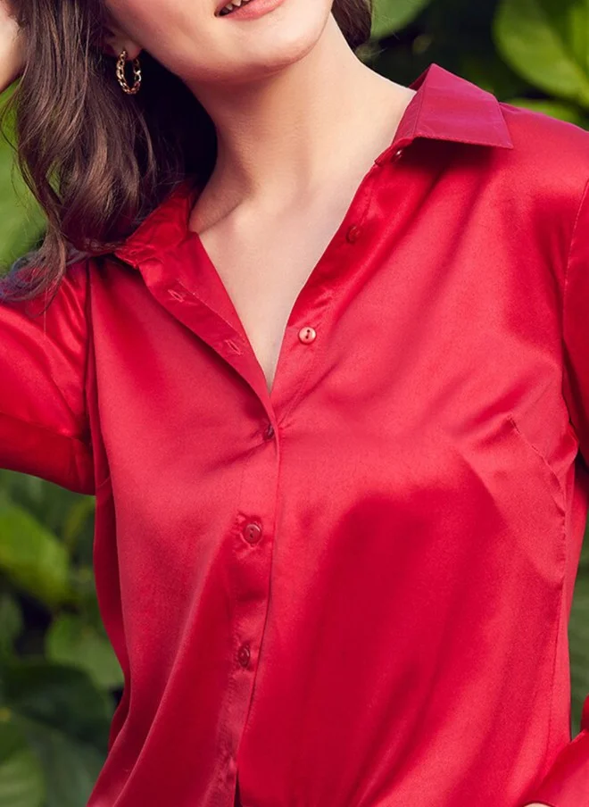 STREET 9 قميص ساتان مريح للنساء