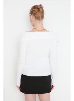 trendyol Slim Fit Sweater  - Image 4