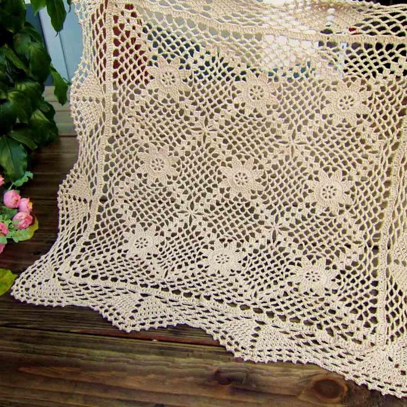 kilofly كيلوفلاي مفارش طاولة مصنوعة يدويًا من قطن الكروشيه بتصميم دانتيل 2 قطعة مربع بيج 196 بوصة - Image 3