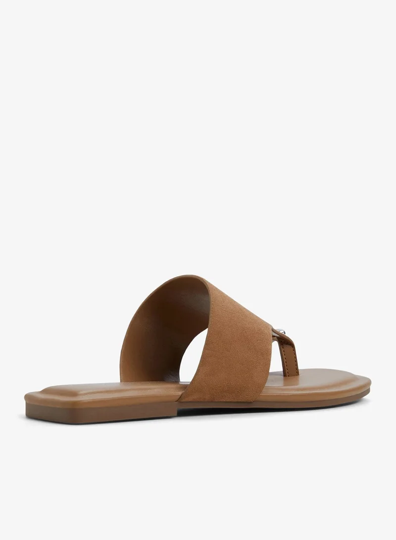 CALL IT SPRING Rachylle Flat Thongs