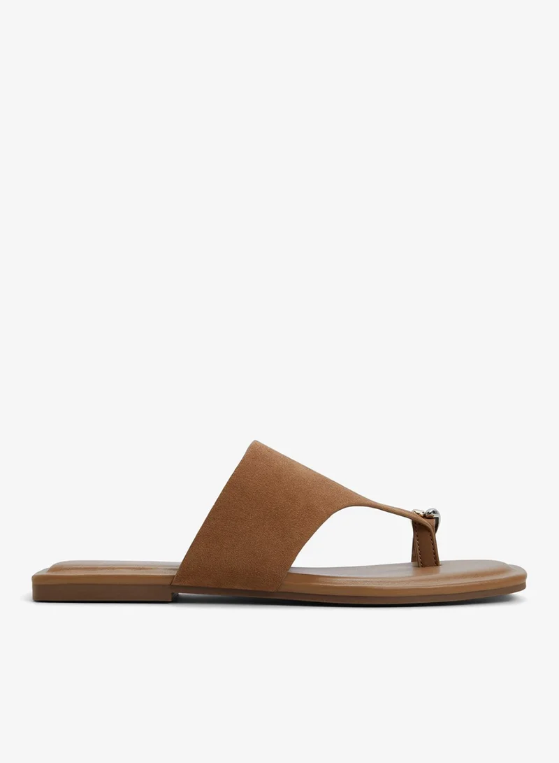 CALL IT SPRING Rachylle Flat Thongs