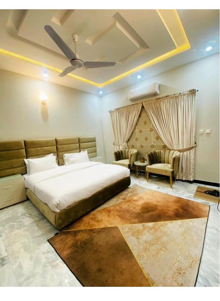 RIZARIES Copper Luxe Centerpiece Rug, Fabric, Rectangle - Image 1