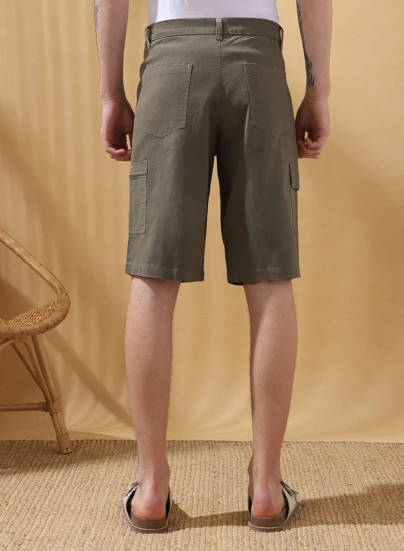 Dennis Lingo Men's Sage 100% Cotton Solid Cropped Cargo Regular Fit Shorts