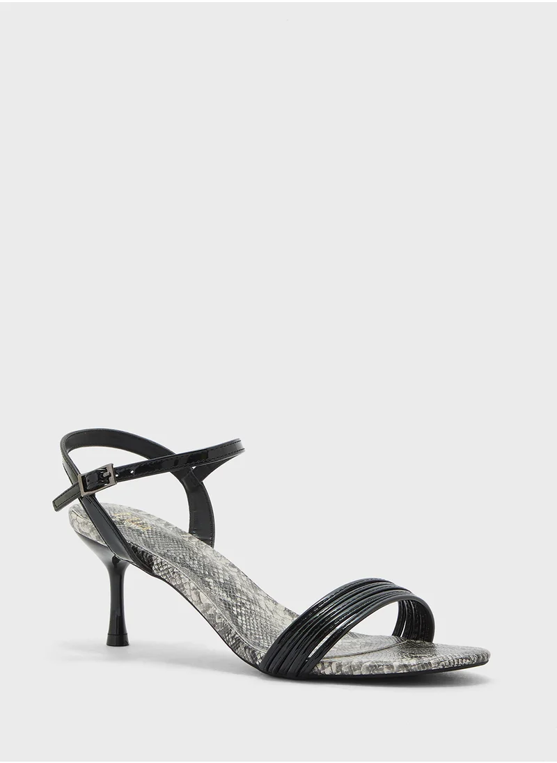 ايلا Strappy Snake Print Ankle Strap Heel Sandal