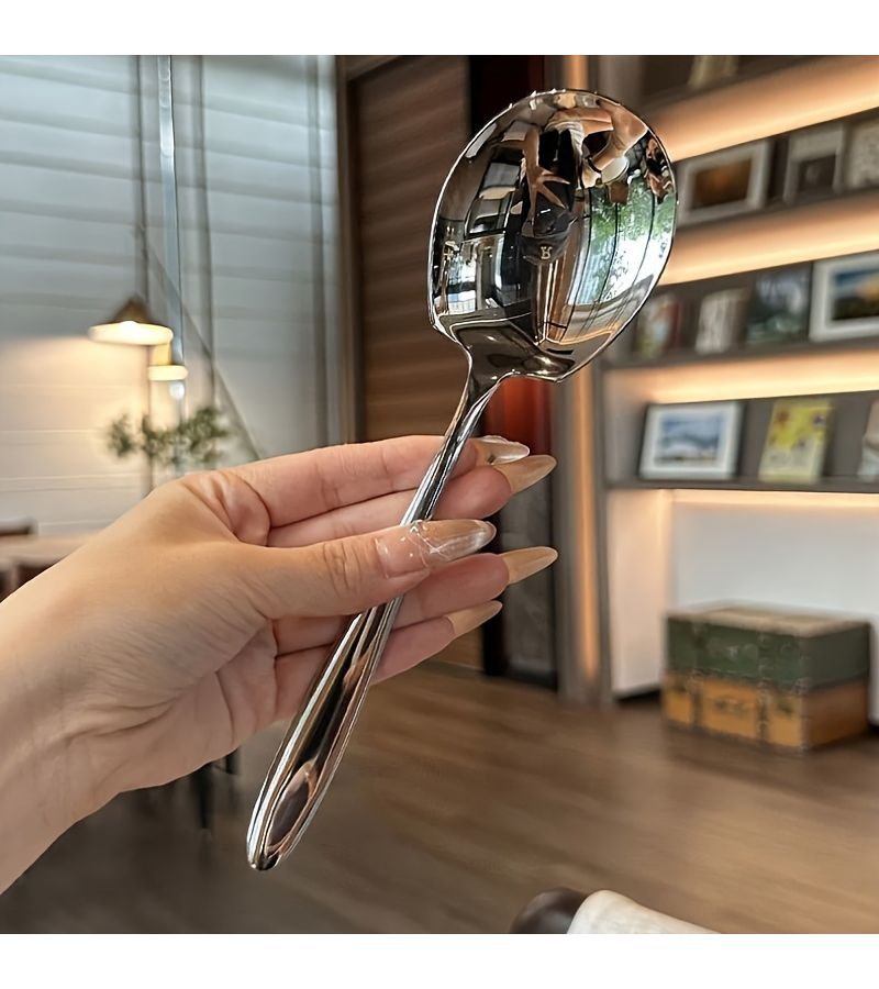 ملعقتان من الفولاذ المقاوم للصدأ الفضي، كبيرتان جدًا وطويلتا المقبض، بتصميم سميك ومتين للاستخدام في المنزل والفنادق والمقاصف والمطاعم - Image 3