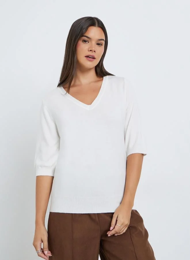 Styli Styli Solid Knitted V-Neck Top