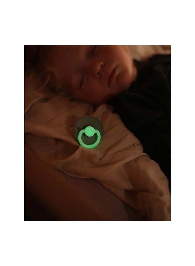 FRIGG Daisy Silicone Baby Pacifier 0-6M 2-Pack Blush Night/Cream - Size 1 - Image 3