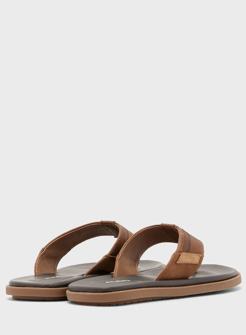 ALDO Colvestone Flip Flops