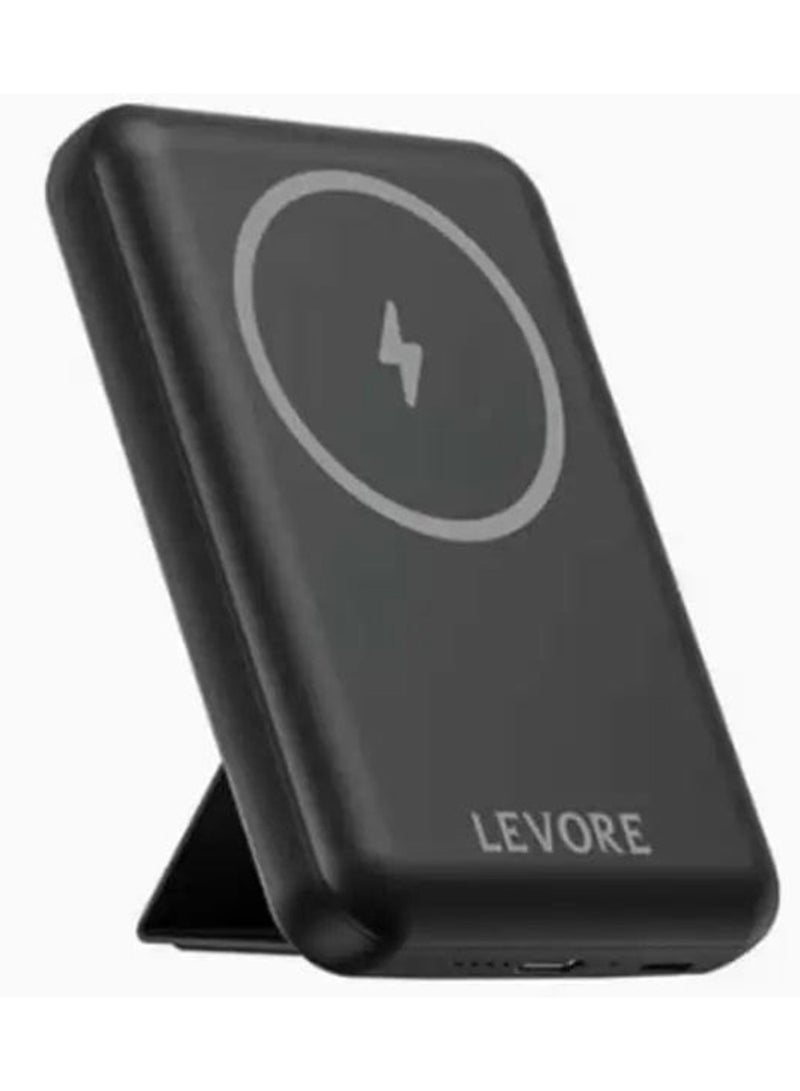 ليفور باور بانك محمول Levore LP411-BK بسعة 5000 مللي أمبير/ساعة، متوافق مع Magsafe، ومنفذي USB، وشحن سريع لأجهزة Apple والهواتف الذكية - تصميم نحيف وخفيف الوزن لإمداد الطاقة أثناء التنقل - Image 1