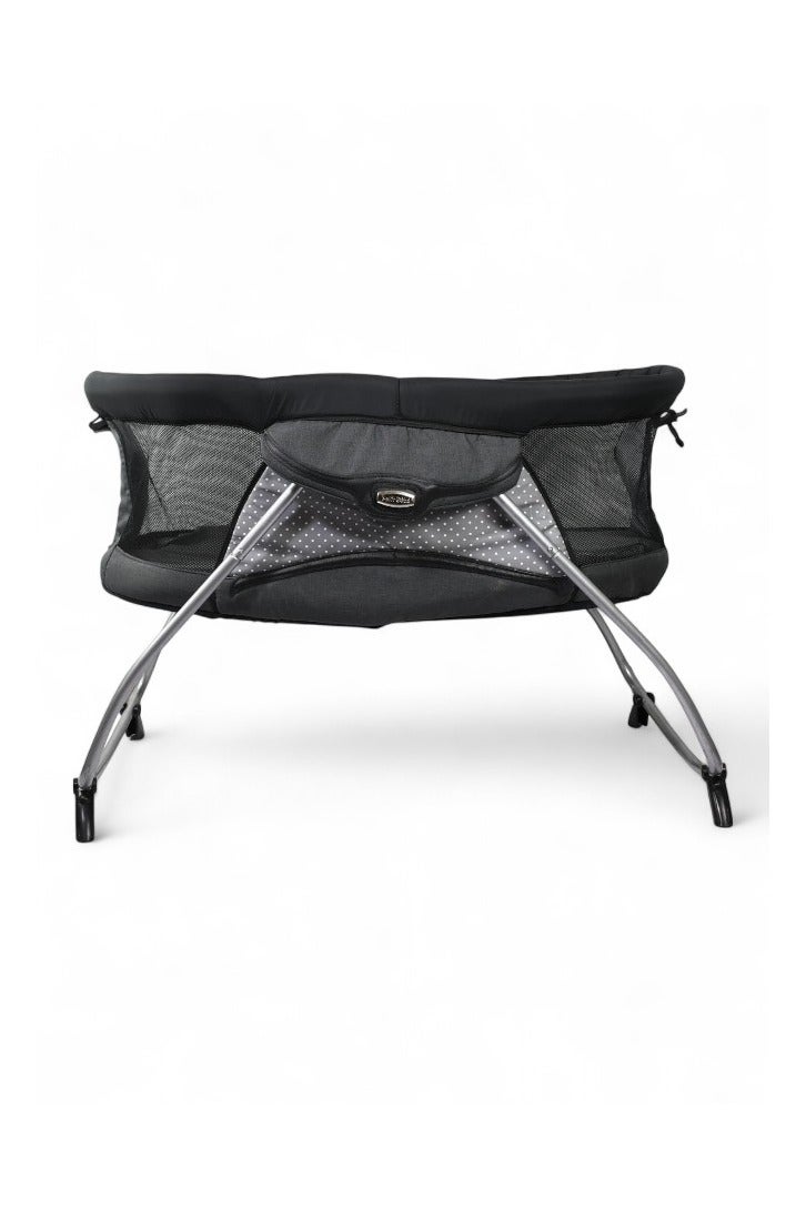 Petit bebe Baby Cot Bed premuim forme dotted - Image 5