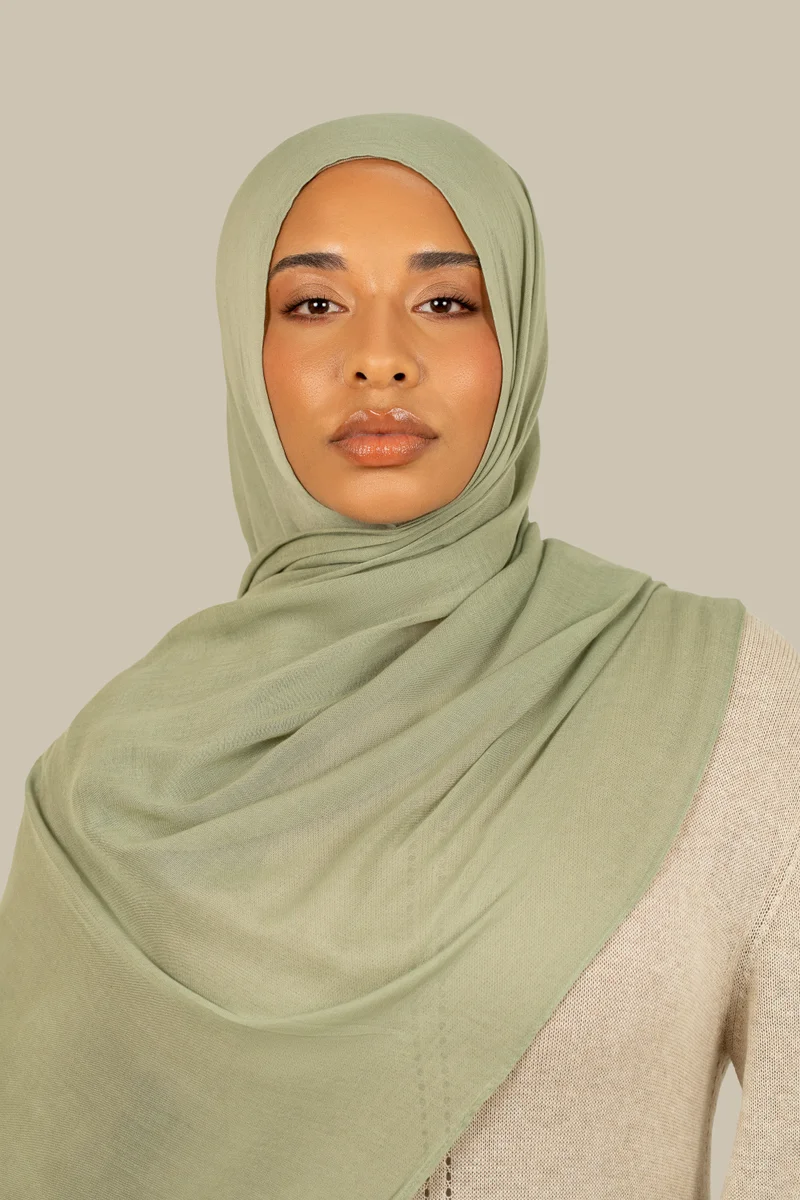 سيلكروز حجاب قطن مودال باللون المريمي