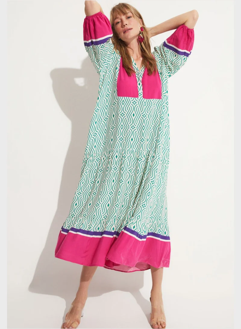JUNE Balloon Sleeve V-Neck Button Detail Dress