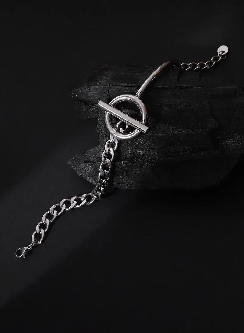 SOHI SOHI Women The Interlock-Bar Chain Bracelet | Metallic  Colour | One-Size | Metallic Alloy Material | Lobster Clasp Closure | Bracelet For Casual & Evening Wear