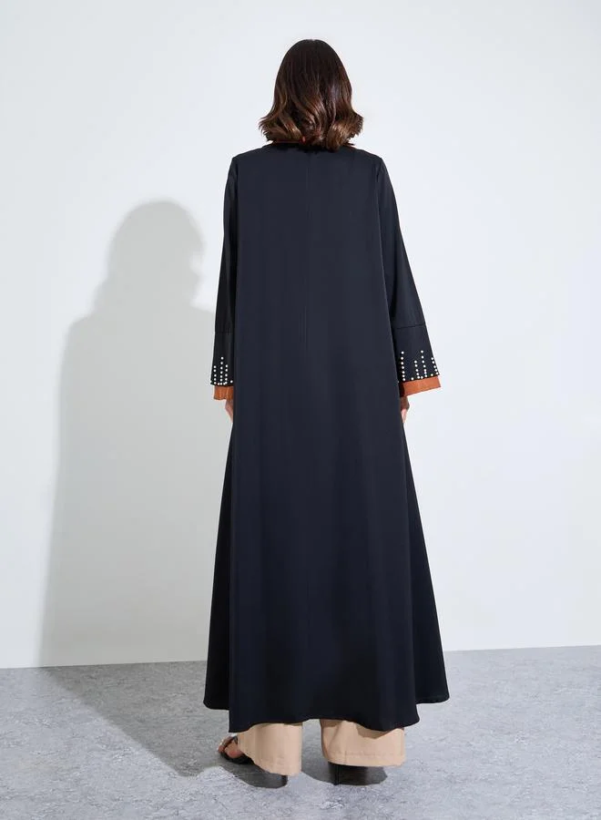 Amirah  Black Contrast Collar Embellished Sleeves Abaya for Women | Best Price UAE