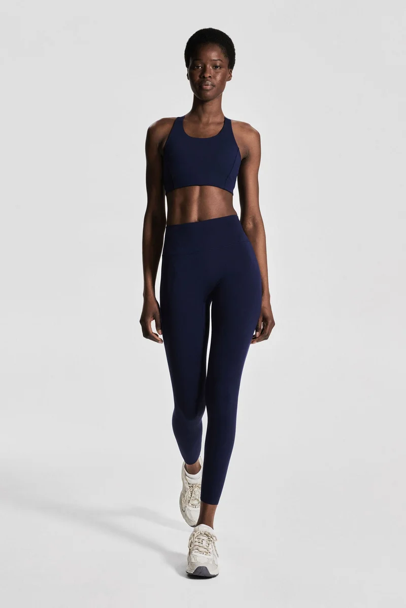 اتش اند ام لغينغز رياضي بطول الكاحل من نسيج سوفت موف