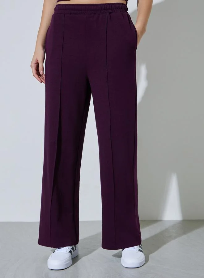 ستايلي Burgundy Wide Leg Joggers with Elastic Waistband
